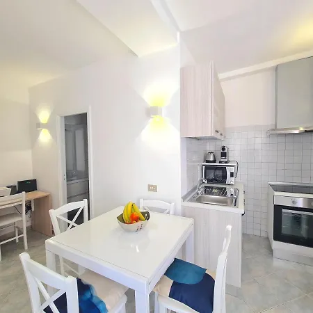 Tiberio House & * Capri